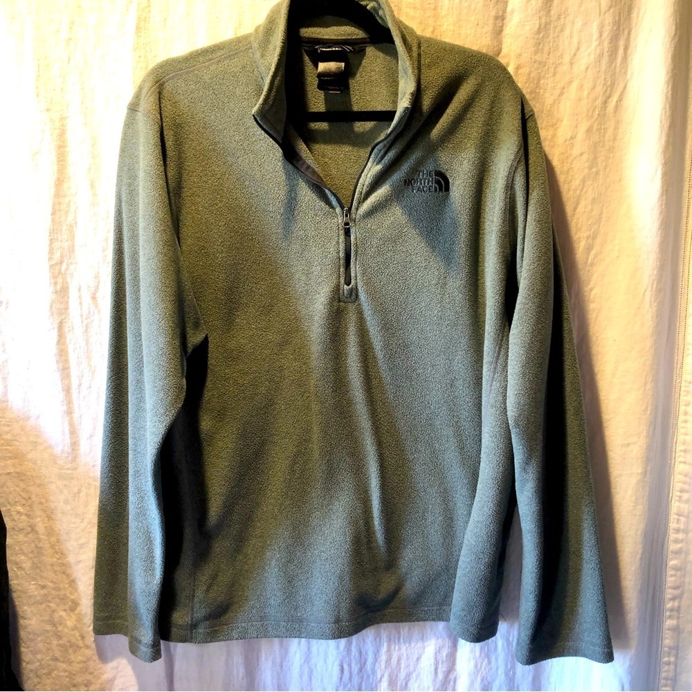 Mens North Face quarter zip grey fleece long sleeve lightweight pullover L